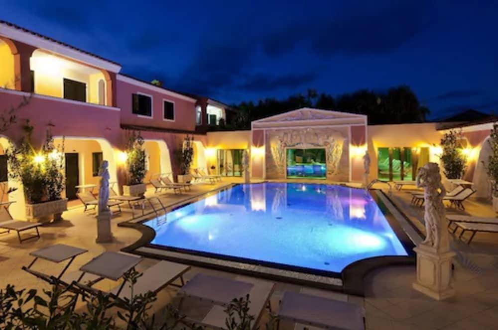 Cala Ginepro Hotel Resort & Spa オロゼーイ エクステリア 写真