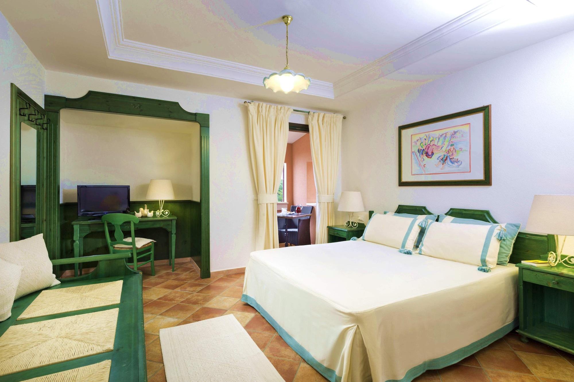 Cala Ginepro Hotel Resort & Spa オロゼーイ エクステリア 写真