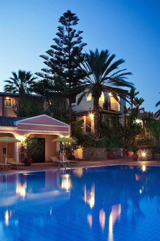 Cala Ginepro Hotel Resort & Spa オロゼーイ エクステリア 写真
