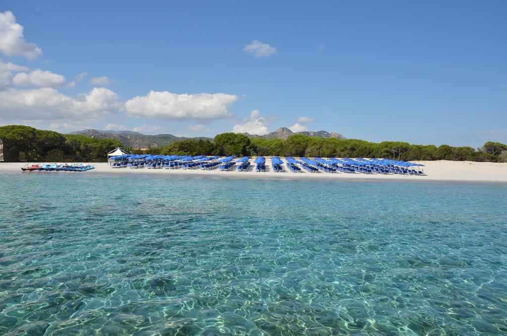 Cala Ginepro Hotel Resort & Spa オロゼーイ エクステリア 写真